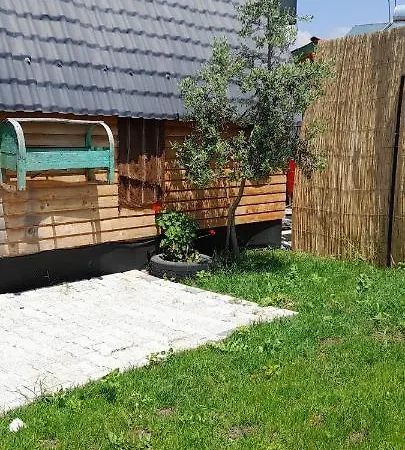 Refreshing Wooden House Close To The Beach Surrounded By Nature With Jacuzzi And Backyard In Ciftlik